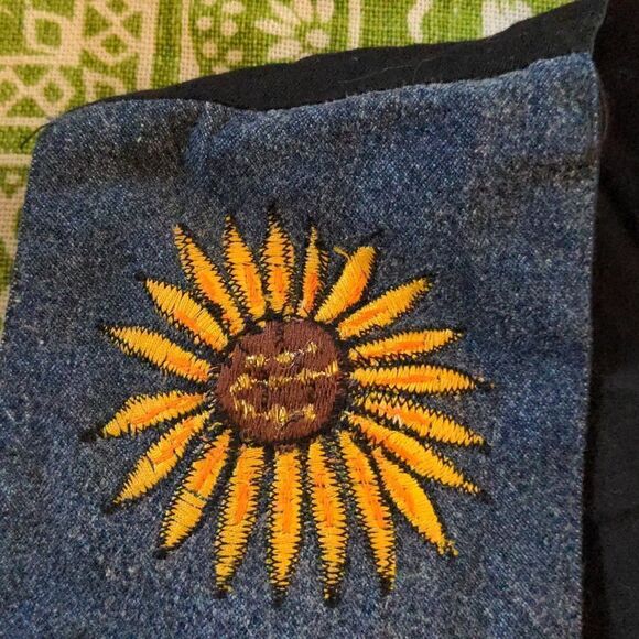 Agaro vintage blue vest with embroidered flowers size medium - Picture 4 of 8